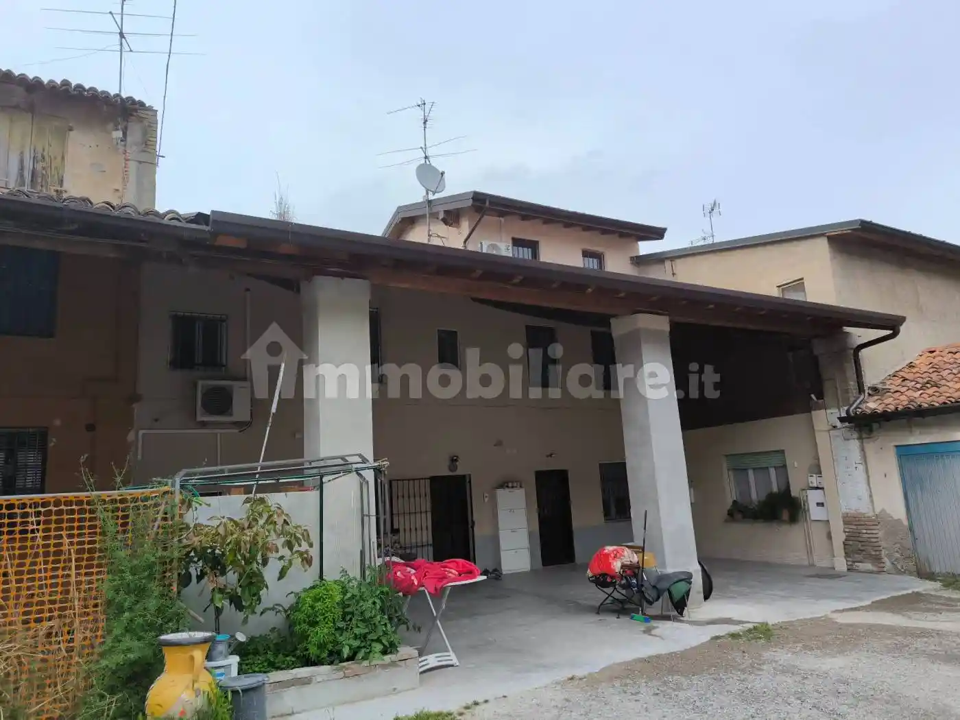 Casa indipendente in vendita a Crema