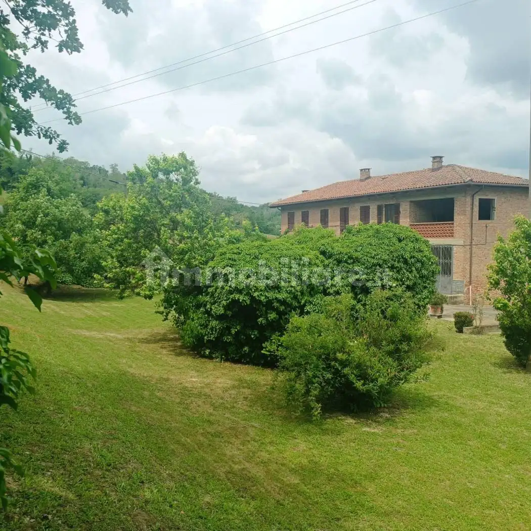 Rustico - Casale in vendita a Castell'Alfero