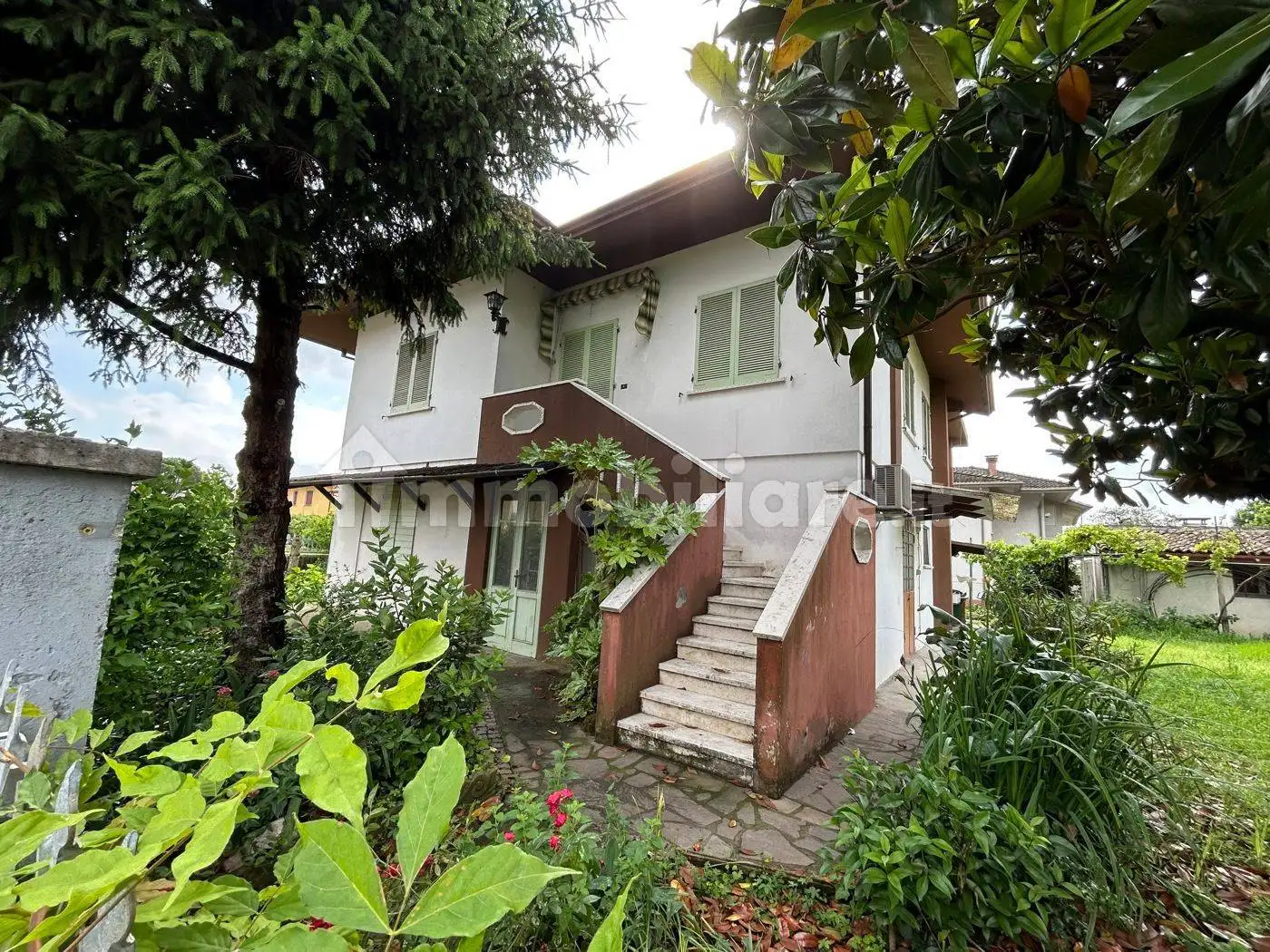 Villa in vendita a Terrazzo