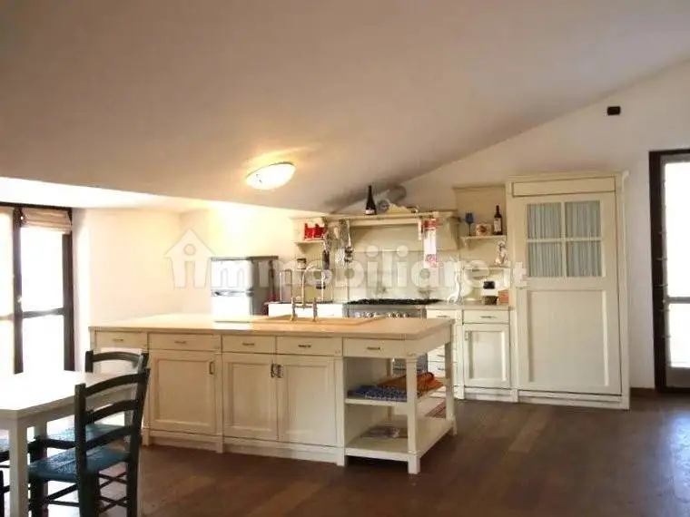 Appartamento ottimo stato, su più livelli, Albaretto della Torre - foto 2