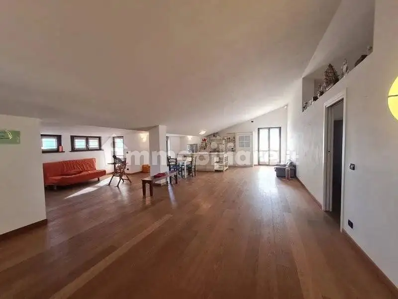 Appartamento ottimo stato, su più livelli, Albaretto della Torre - foto 5