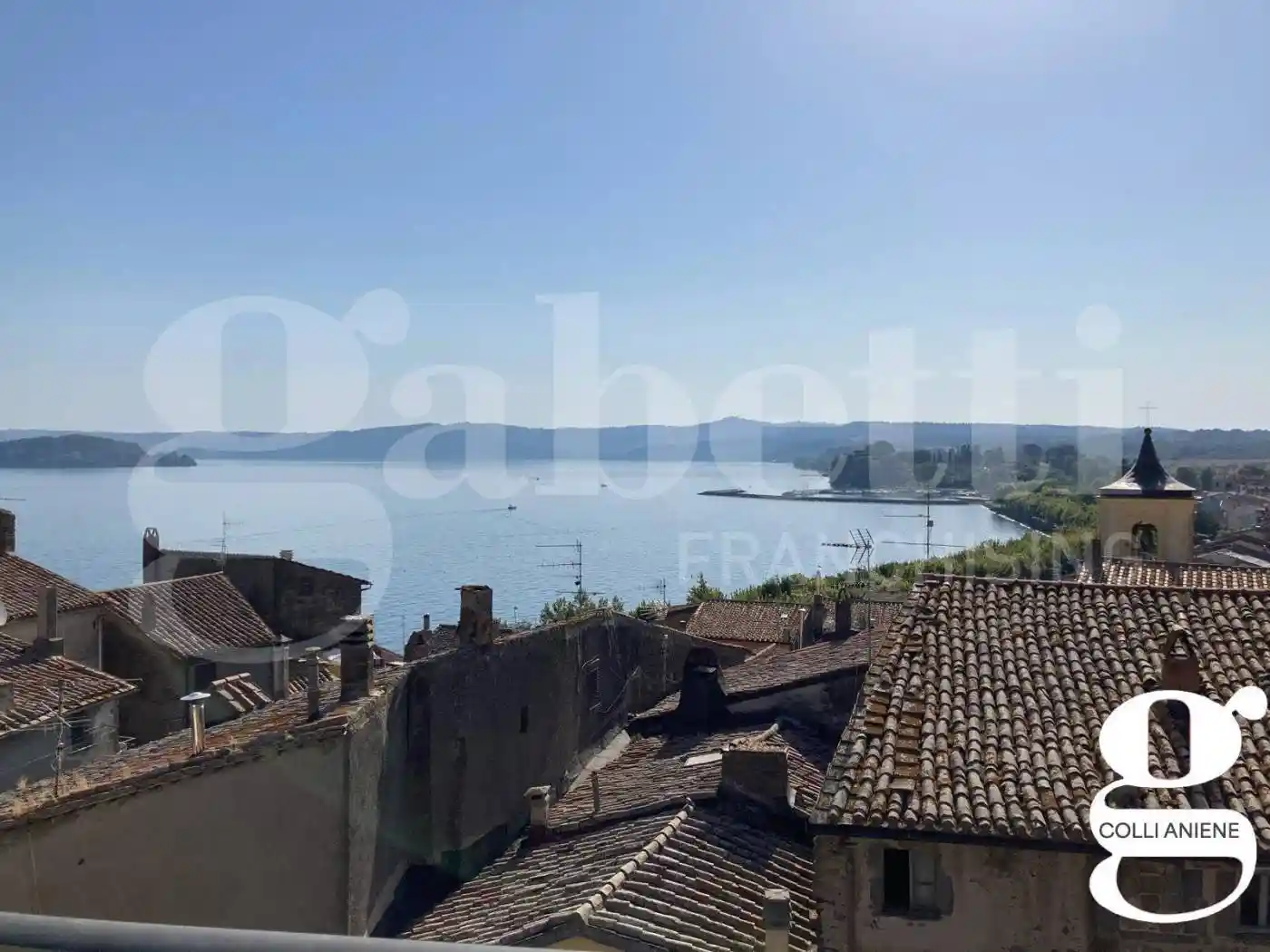 Casa indipendente in vendita a Marta