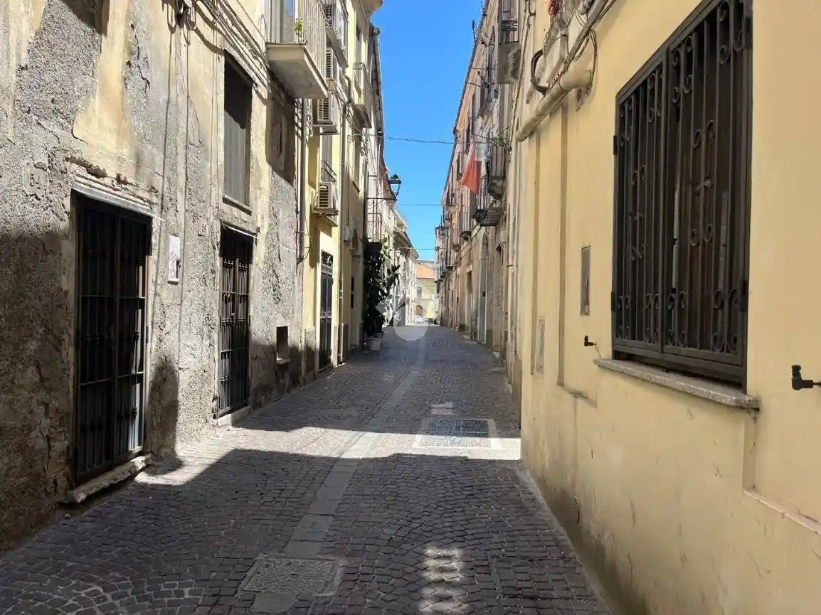 Quadrilocale via Poerio 50, Centro Storico, Catanzaro - foto 5