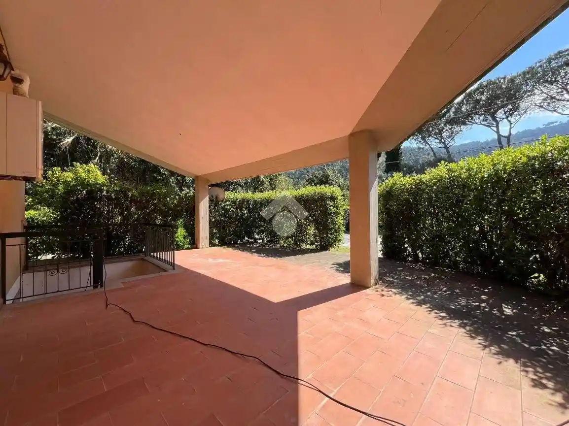 Casa indipendente in vendita a Ameglia