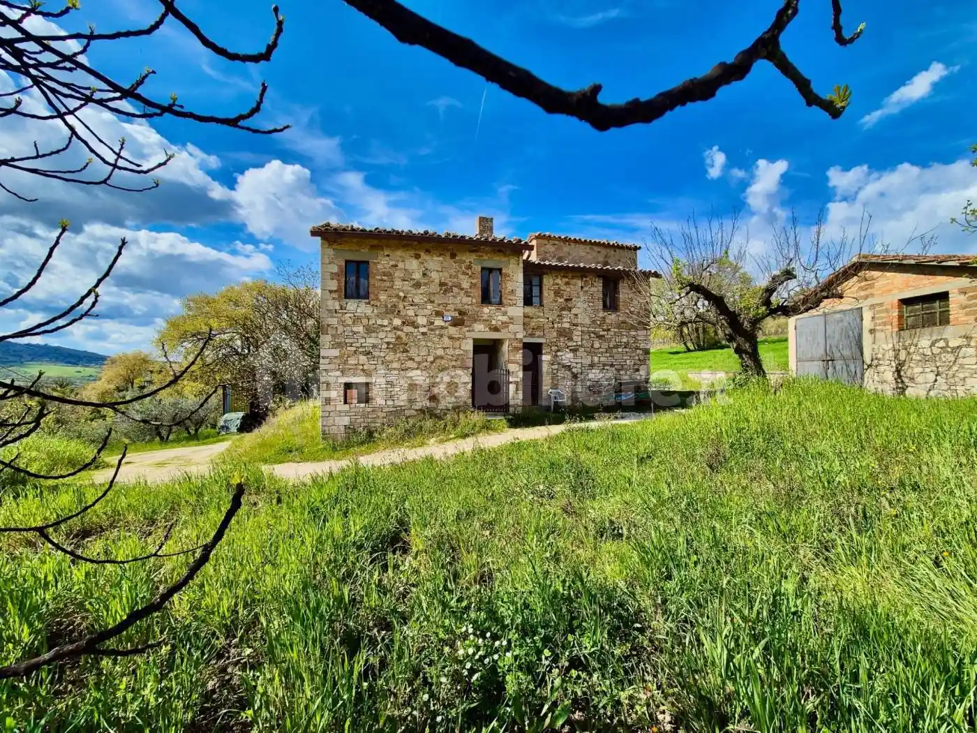 Rustico - Casale in vendita a Todi