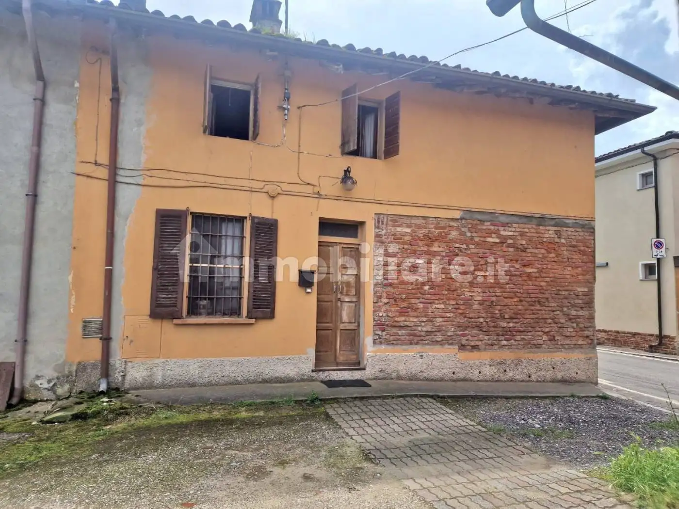 Terratetto unifamiliare 100 m², da ristrutturare, Centro, Costa de' Nobili - foto 4