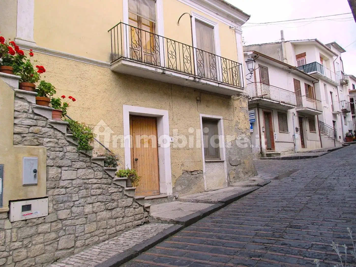Casa indipendente in vendita a Pietrelcina