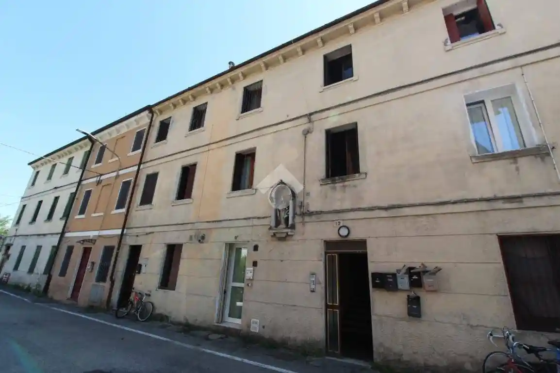 Bilocale viale X Martiri 12, Stadio - Borgo Casale, Vicenza - foto 2