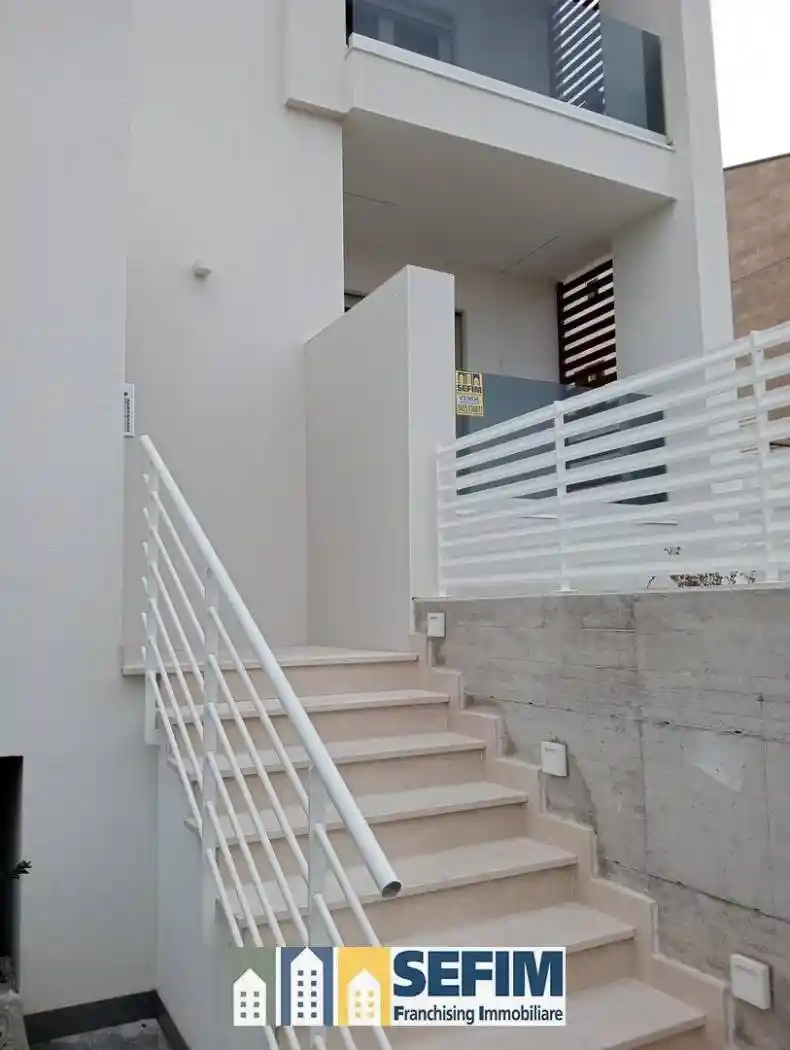 Trilocale via Caduti di Nassiyria, Matera - foto 2