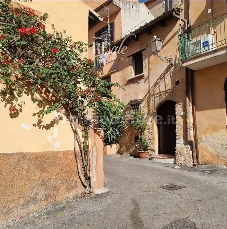 Appartamento in vendita a Terracina