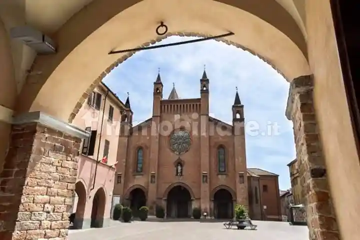 Appartamento in vendita a Alba