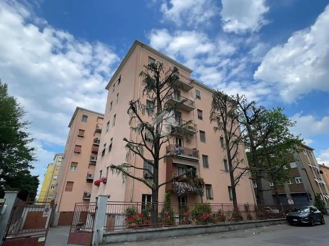 Appartamento in vendita a Parma