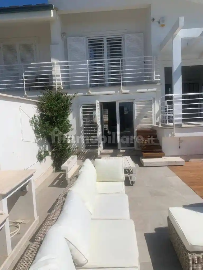 Villa in affitto a Fiumicino