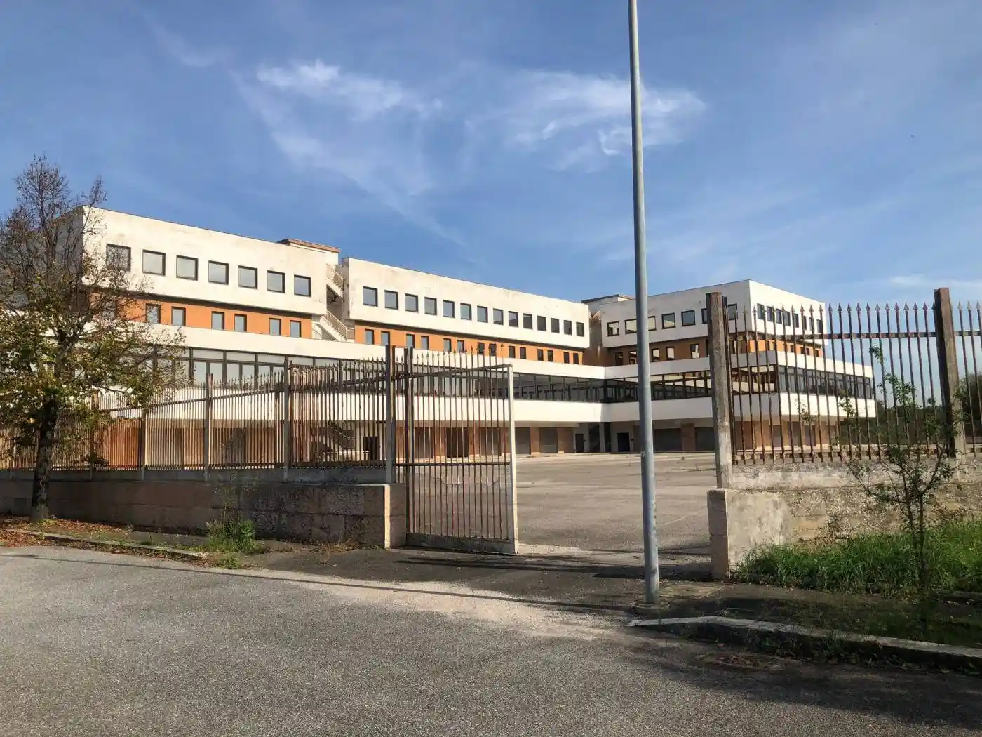 Palazzo - Edificio in Vendita - foto 2