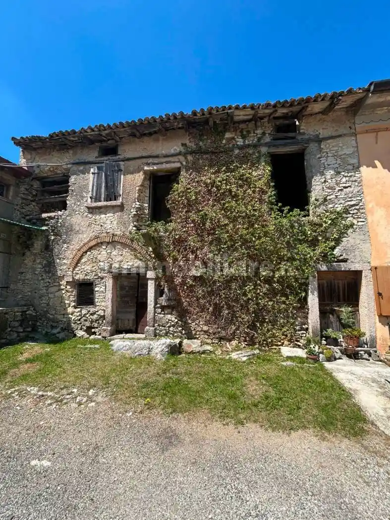 Rustico - Casale in vendita a San Zeno di Montagna