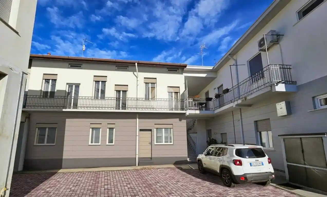 Appartamento in vendita a Seregno