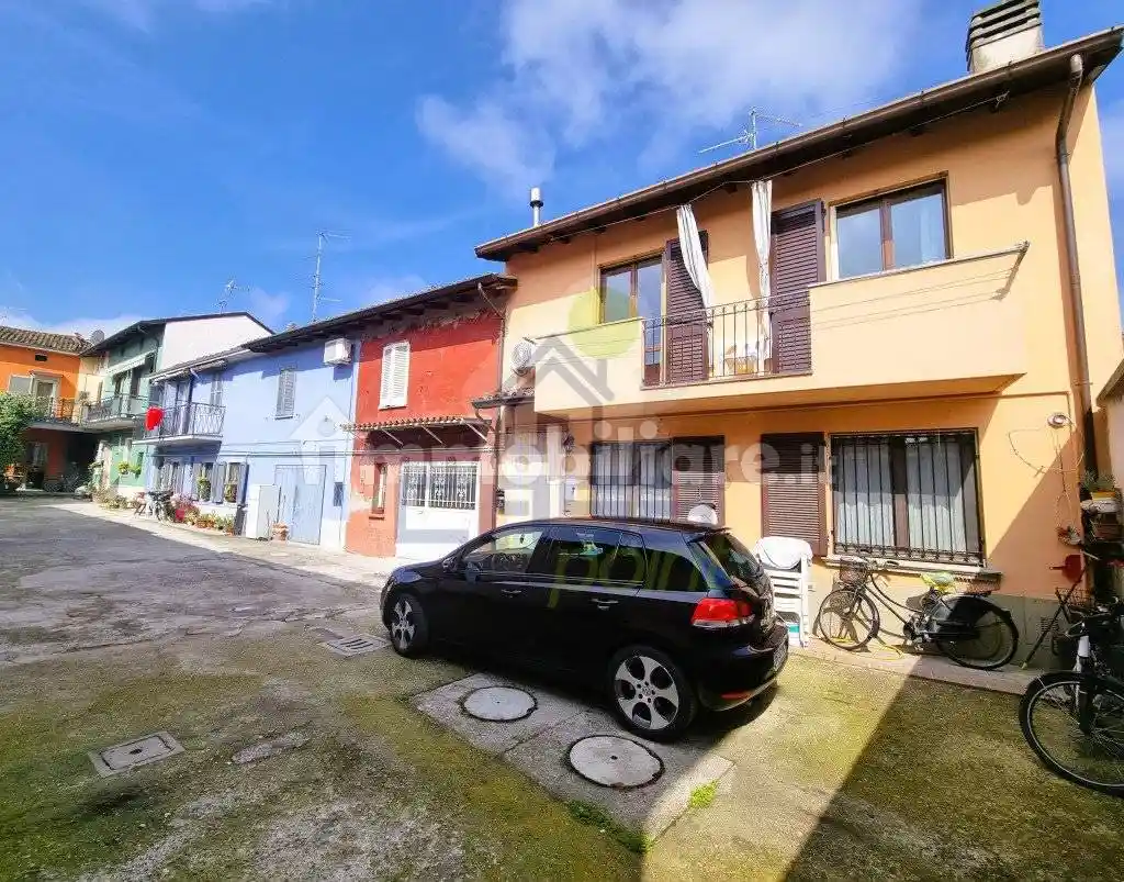 Casa indipendente in vendita a Casalpusterlengo