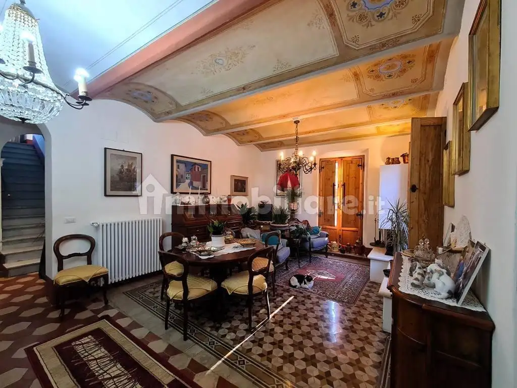 Villa in vendita a Siena