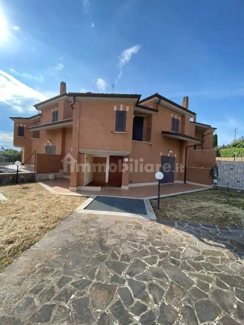 Villetta a schiera in vendita a Albano Laziale