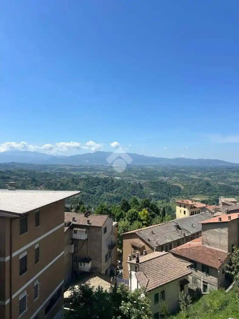 Appartamento in vendita a Olevano Romano