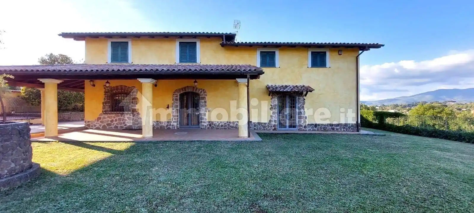 Villa in vendita a Zagarolo