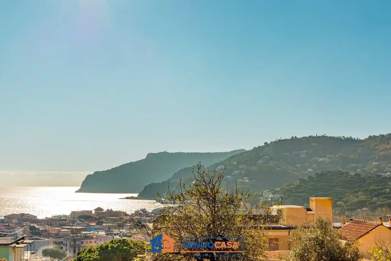 Appartamento in vendita a Spotorno