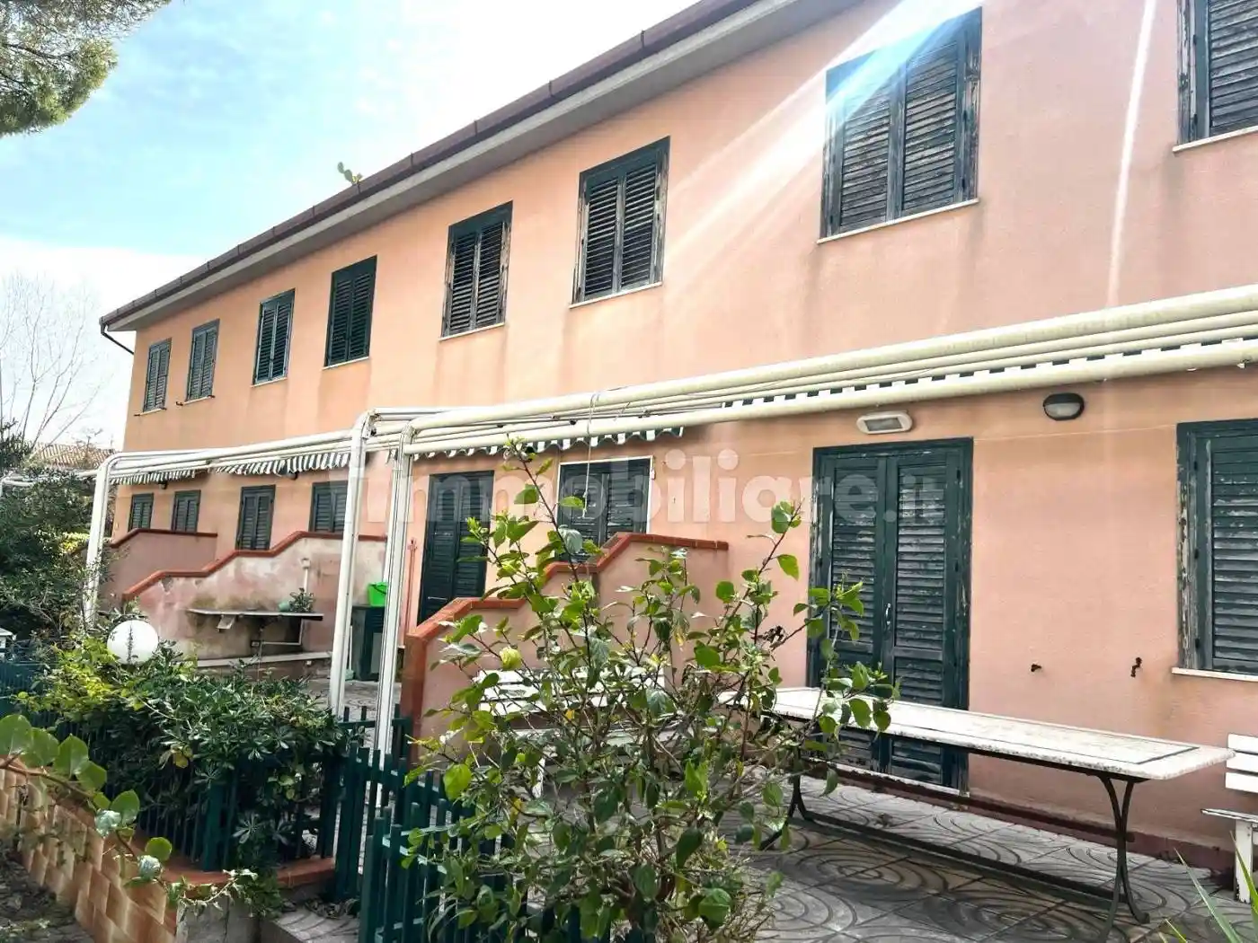 Appartamento in vendita a Campofelice di Roccella