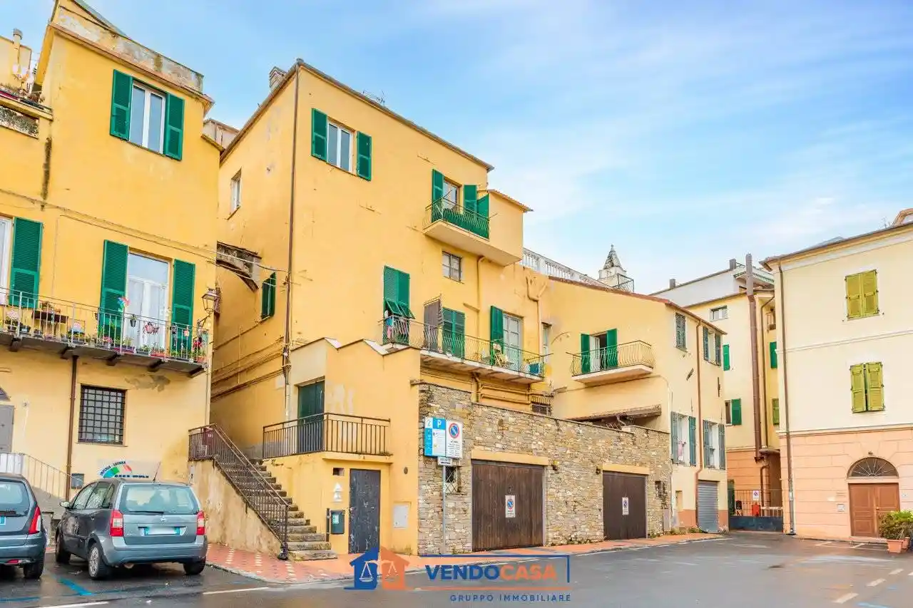 Appartamento in vendita a Imperia