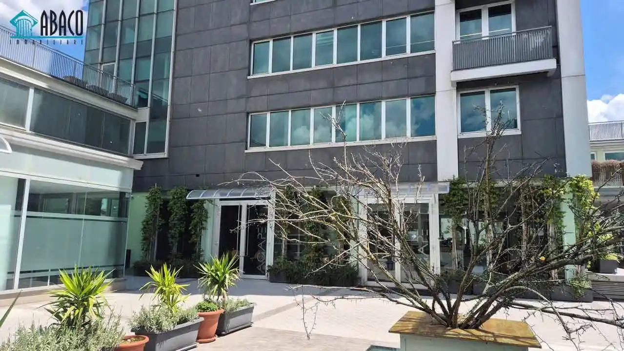 Trilocale via Aldo Pini 10, Emanuele II, C. Colombo, Morelli e Silvati, Avellino - foto 4