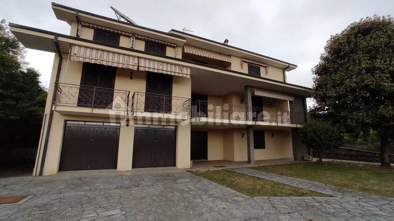 Villa bifamiliare via 4 Novembre 17, Briona - foto 5