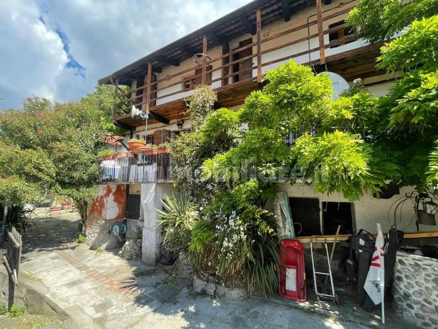 Casa indipendente in vendita a San Didero