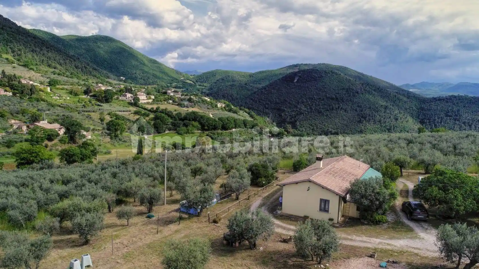 Rustico - Casale in vendita a Spoleto