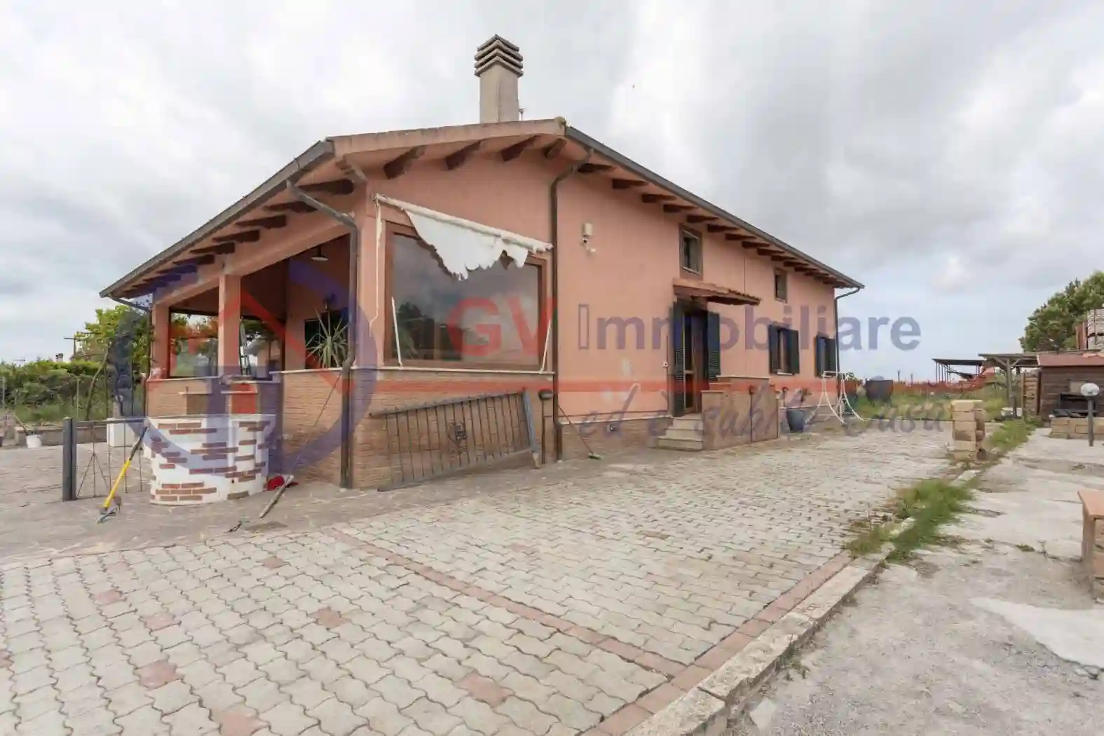 Villa - foto 2
