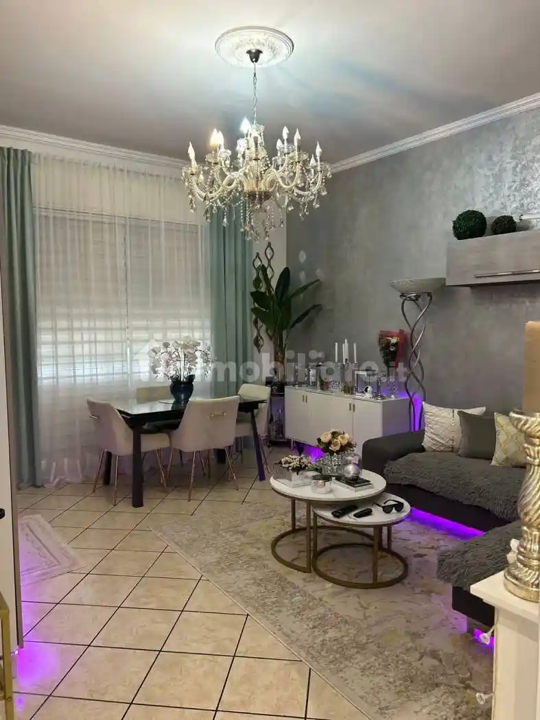 Appartamento in vendita a Lacchiarella