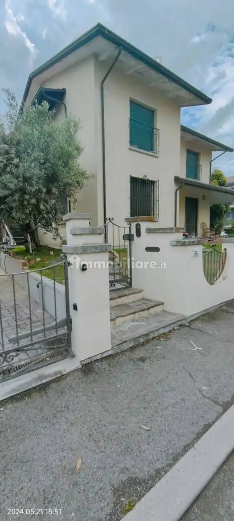 Villa in vendita a Ravenna