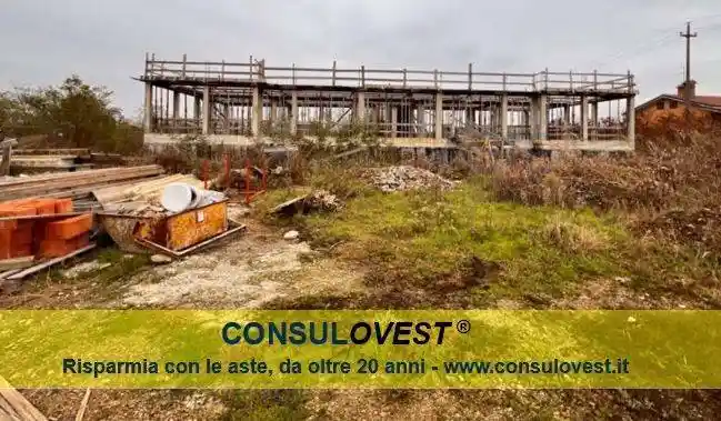 Palazzo - Stabile in vendita a Magenta