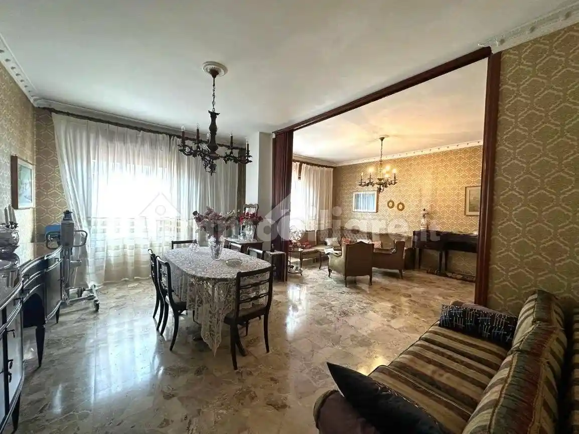 Appartamento via Michele Capozzi 4, A. Annarumma, A. Gasperi, F. Tedesco, Avellino - foto 4