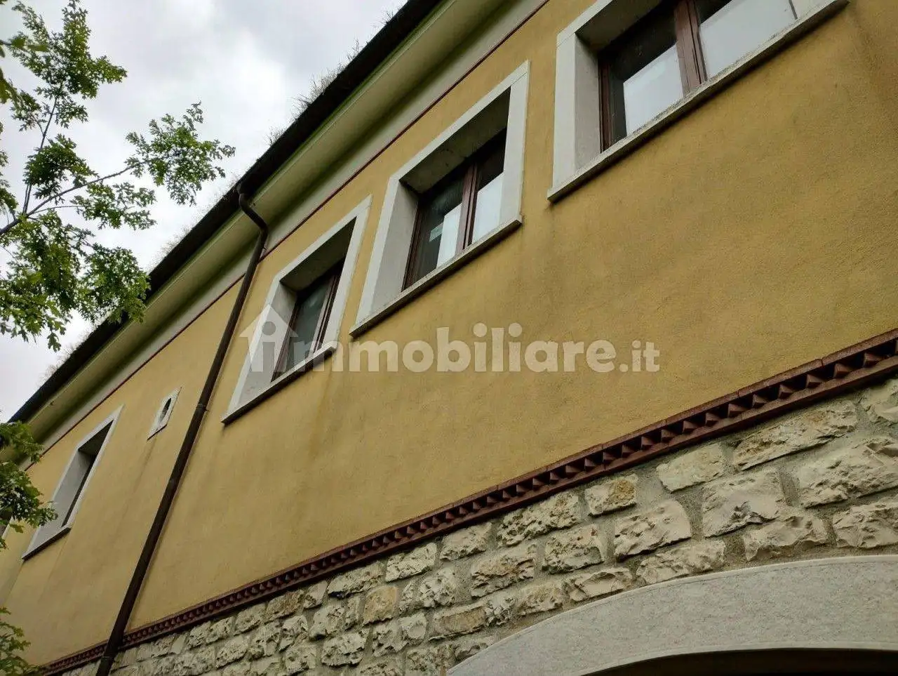 Palazzo - Edificio in vendita a Castelpagano