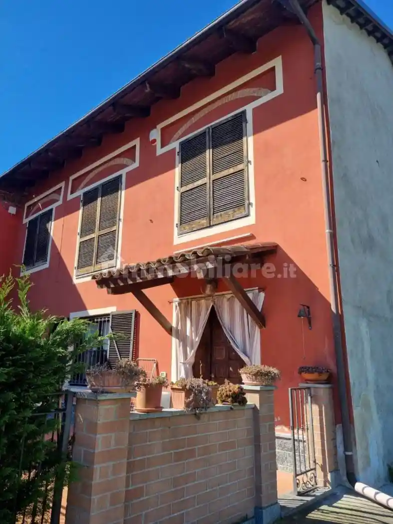 Villa unifamiliare frazione Quarto Inferiore 167, Quarto - Valenzani, Asti - foto 2