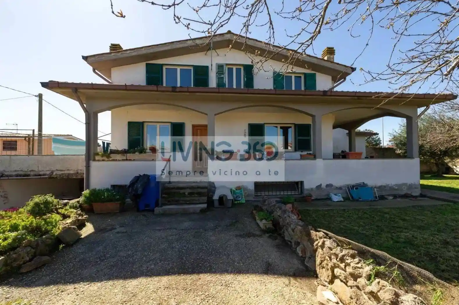 Villa in vendita a Anguillara Sabazia