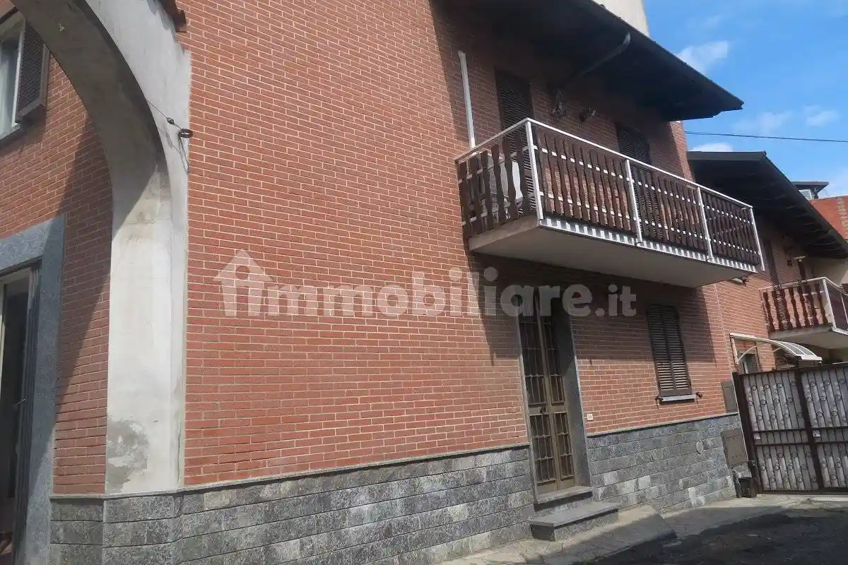 Villa in vendita a San Salvatore Monferrato