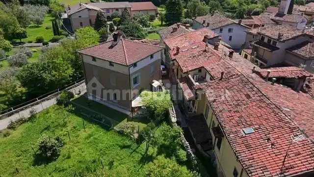 Villa in vendita a Nave