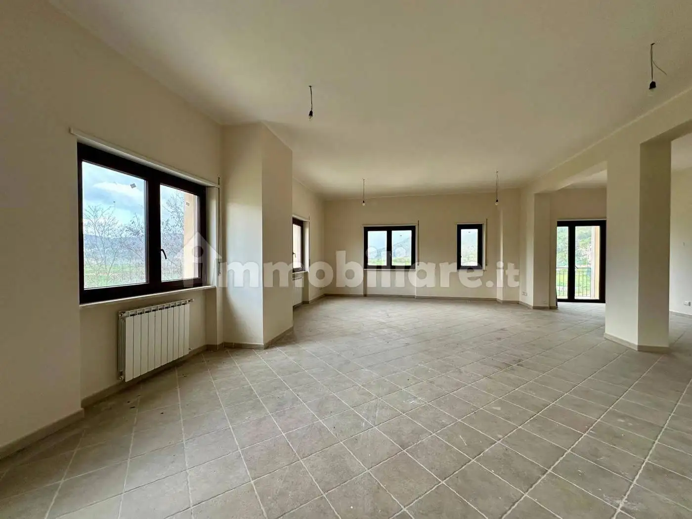 Villa bifamiliare via Piedi la Terra, snc, Centro, Caporciano - foto 3