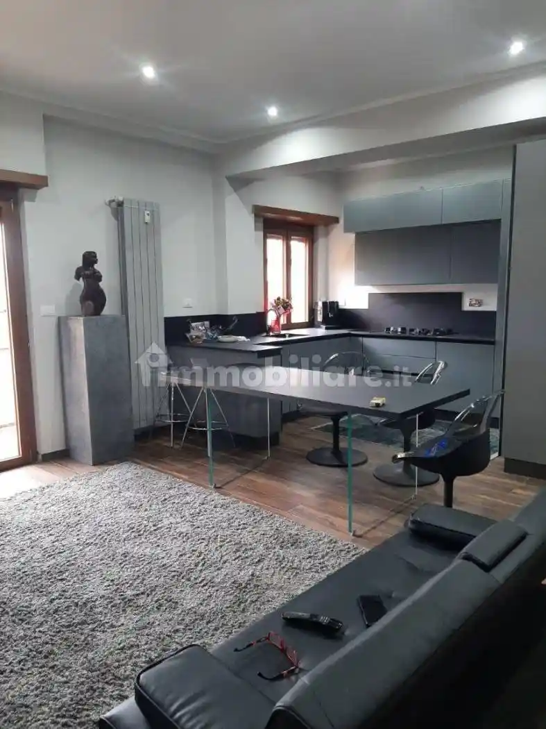 Quadrilocale via Monte Grappa, Centro, Avezzano - foto 2