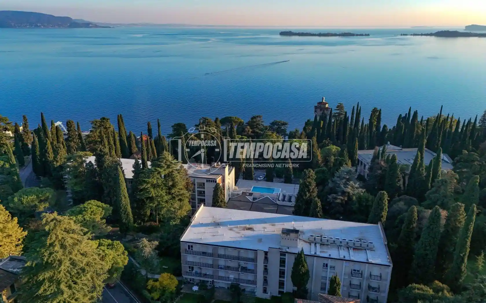 Appartamento in vendita a Gardone Riviera