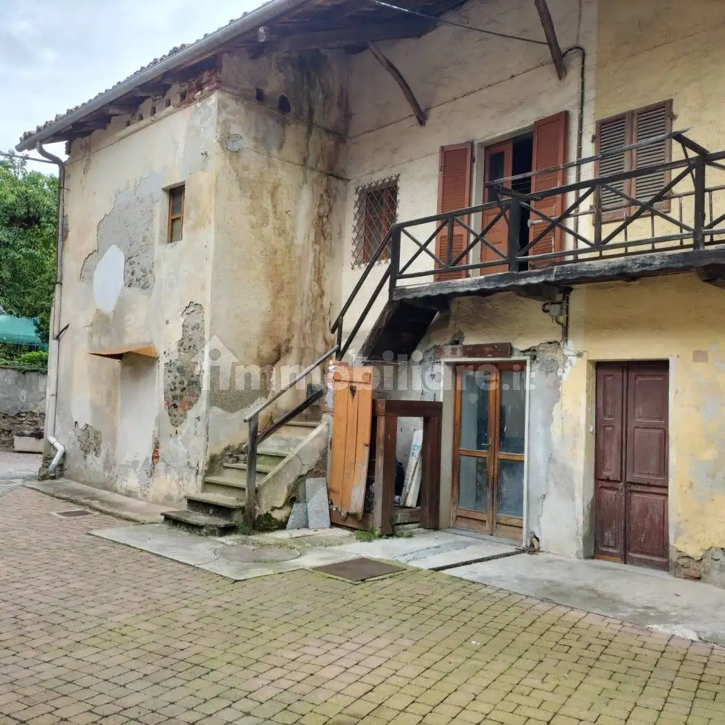 Terratetto unifamiliare 155 m², da ristrutturare, Centro, Balangero - foto 4