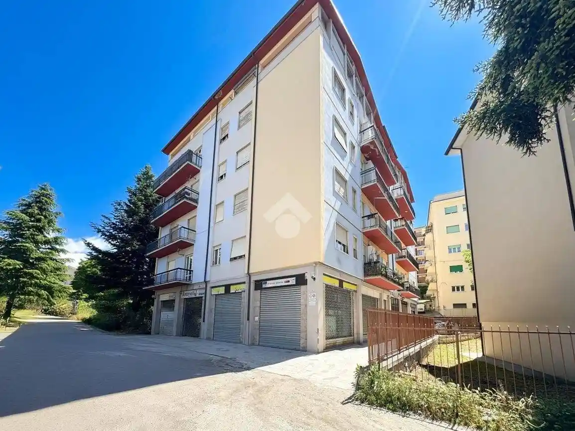 Quadrilocale viale della Croce Rossa 73, Torretta - Torrione, L'Aquila - foto 2