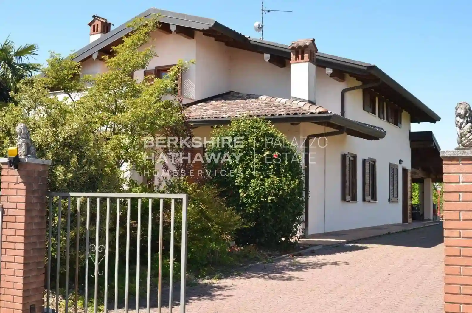 Villa - foto 2