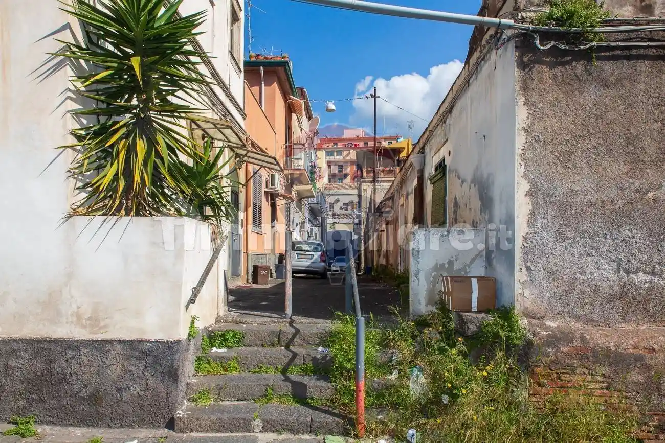 Casa indipendente in vendita a Catania