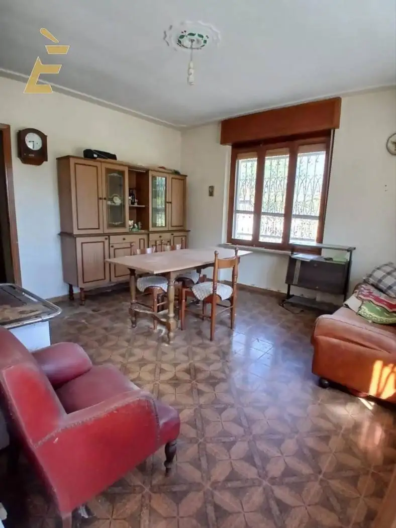 Casale frazione Scaglia 1, Cisterna d'Asti - foto 5